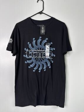 Hot Topic Men’s Size Medium TOOL Rock Band Tee Graphic New